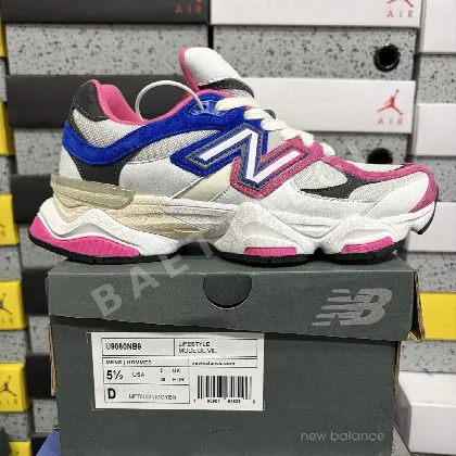 뉴발란스 [C] 9060 화이트 핑크 블루 U9060NB9 202082 New Balance 9060