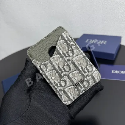 디올 새들형  맥세이프 마그네틱 카드홀더 지갑 166835