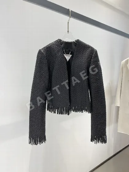 보테가베네타 램스킨 꼬임 가죽 여성 자켓 194780