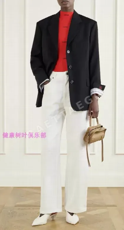로에베 심플 디자인한 여성 자켓 193183