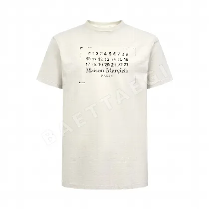 마르지엘라 데미지 가공 플라스티졸 프린트 남성 반팔 티셔츠 48206