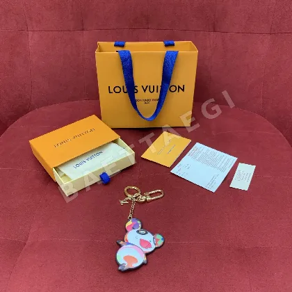 루이비통 팬더 키링 M02467
