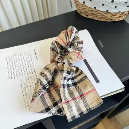 버버리 BB 헤어 타이 184910