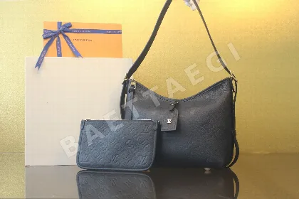 루이비통 모노그램 앙프렝뜨 양각 가죽 가방 M46288
