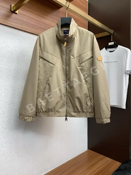 루이비통 남성 슬림핏 지퍼 캐주얼 재킷 P370