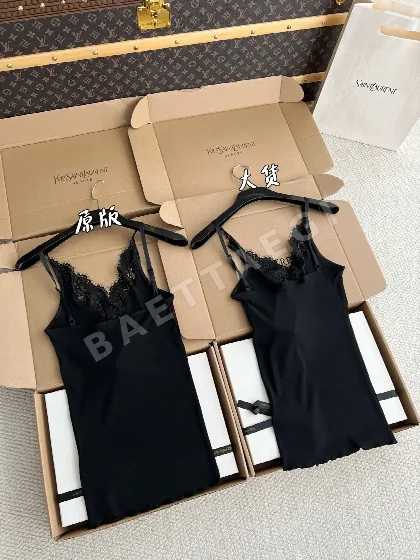 생로랑 여성 반팔 티셔츠 199707