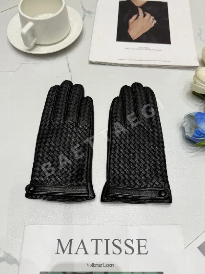 보테가베네타 양가죽 장갑 206446