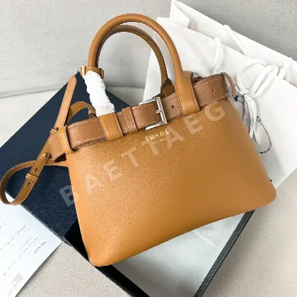 프라다 램스킨 복조리 미디엄 숄더백 1BA434