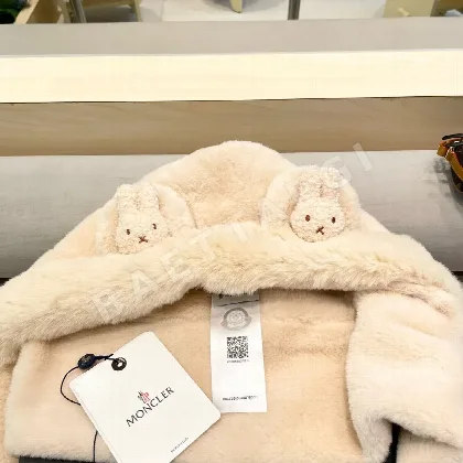 몽클레르 한국풍 곰 모자 186830