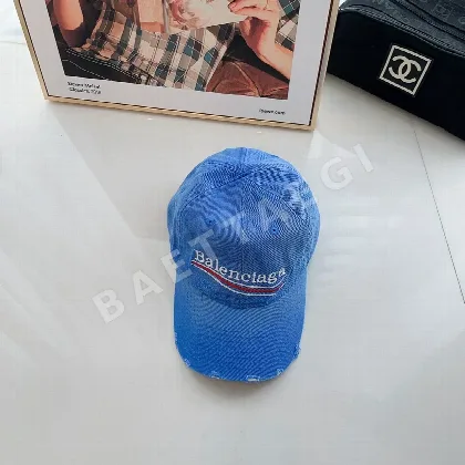 발렌시아가 워시 데미지 베이스볼 캡 77983