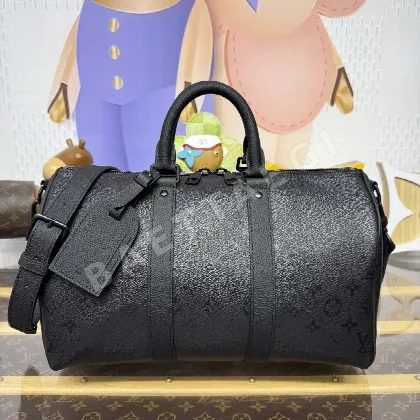 루이비통 미드나잇 블랙 키폴 반둘리에 핸드백 M28370