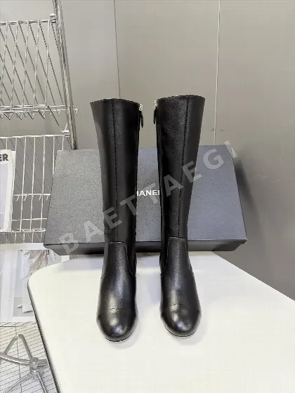 샤넬 부츠 램스킨 진주 더블 C 로고 힐 170002