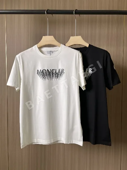 몽클레르 오버래핑 그라데이션 로고 반팔 티셔츠 48564