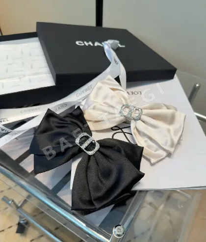 디올 CD 클립 헤어악세사리 184367
