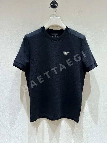 프라다 크루넥 스트레치 니트 반팔 티셔츠 P240