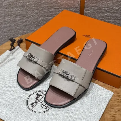 에르메스 줄리아 샌들 Calfskin 가죽 버클 165611