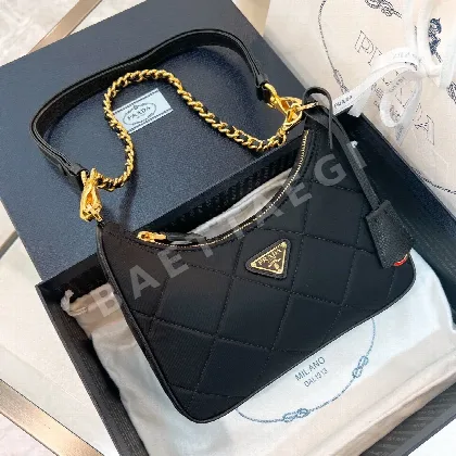 프라다 나일론 스티치 호보 숄더백 204660