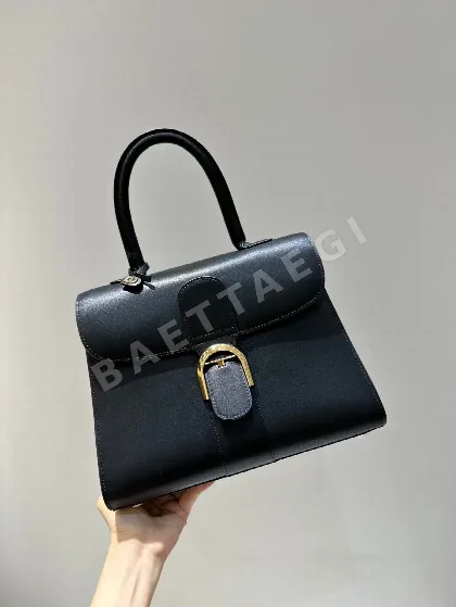 델보 브릴리언트 박스 가죽 숄더백 191161