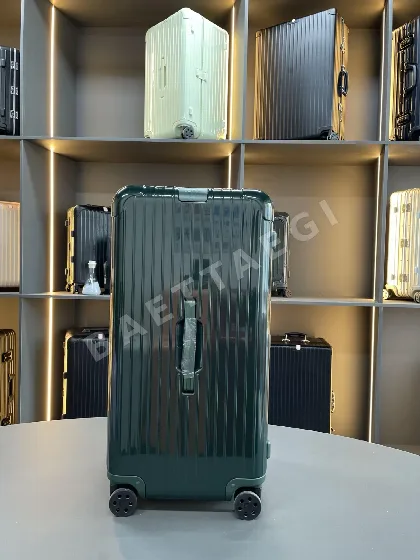 리모와 에센셜 다크 그린 여행가방 20219