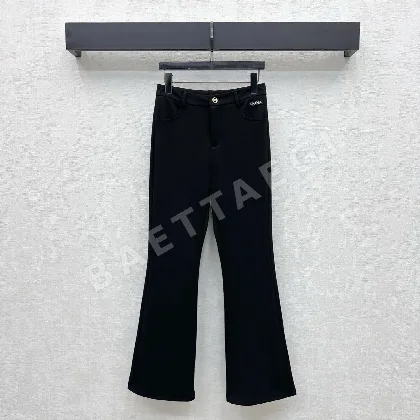 샤넬 메탈 버클 하이웨스트 플레어 바지 186400