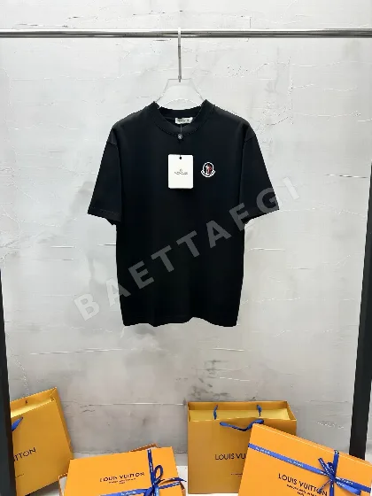 몽클레르 남성 반팔 48632
