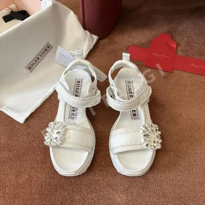 로저비비에 다이아몬드 장식 샌들 144053