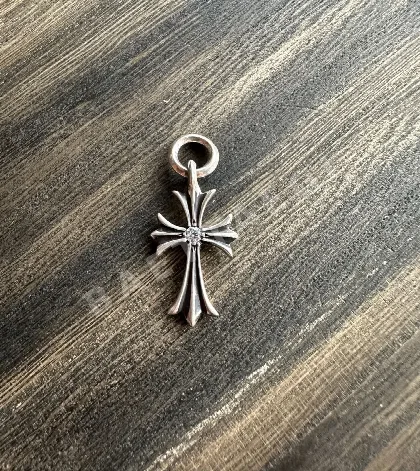 다이아몬드 크로스 목걸이 163193