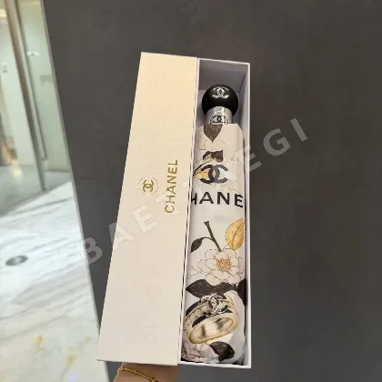 샤넬 자동 3단 접이식 우산 85359
