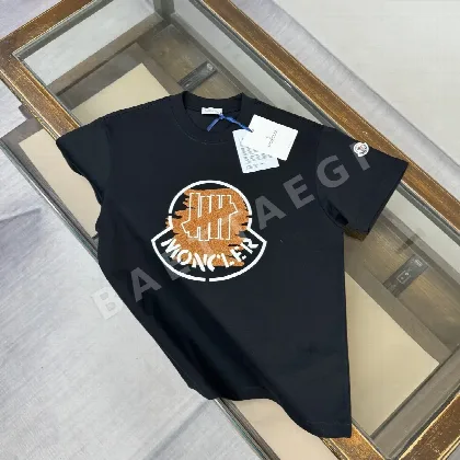 몽클레르 남성 크루넥 코튼 반팔 티셔츠 48819