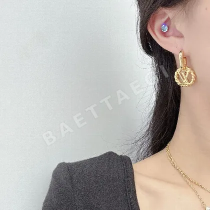 루이비통 황동 귀걸이 64135