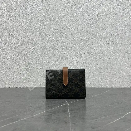 셀린느 브라운 가죽 지갑 100642