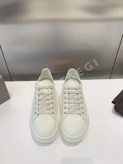 릭오웬스 로우컷 캐주얼 슈즈 105574