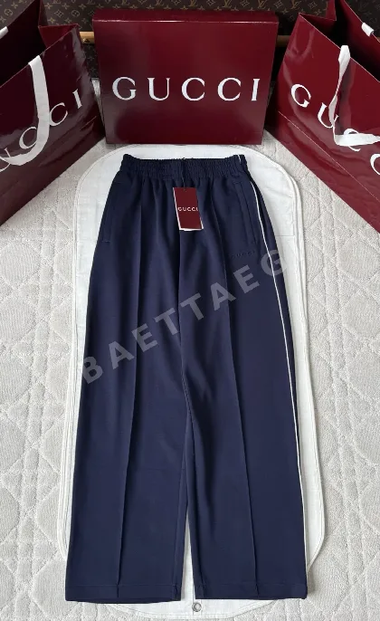 구찌 프린트 엠보스 로고 저지 바지 194303