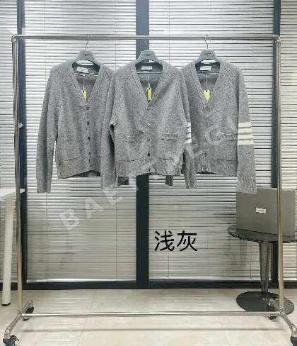 톰브라운 울 숏 래글런 가디건 142854