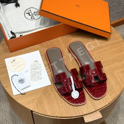 에르메스 오란 샌들 버건디레드 악어가죽 H 컷아웃 165597