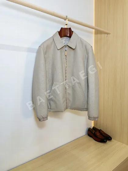 루이비통 엠보스드 램스킨 남성 자켓 181300