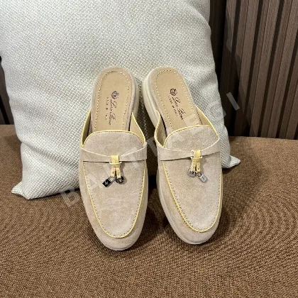 로로피아나 밀크티 파이핑 슬리퍼 9786
