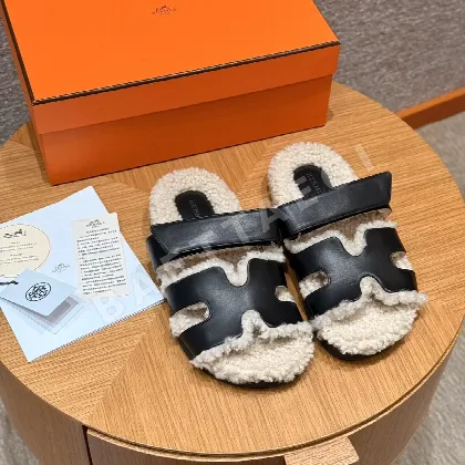 에르메스 시프레 샌들 검정 울 컷아웃 165734