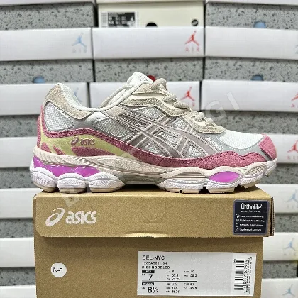 아식스 [WZ] 젤 NYC 1203A383-104 200394 Asics Gel-NYC Cream Mineral Beige Pink