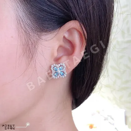 해리윈스턴 에메랄드 컷 다이아몬드 귀걸이 71791