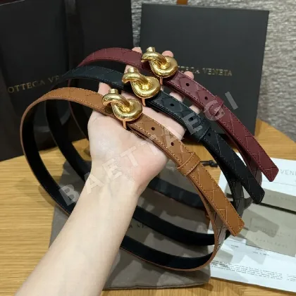 보테가베네타 인트레차토 소가죽 꼬임 벨트 179043