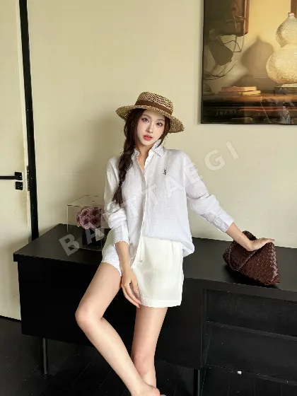 생로랑 자수 로고 린넨 셔츠 135353