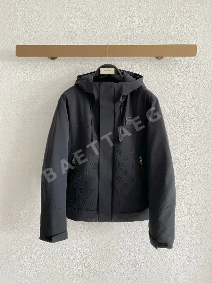 루이비통 90% 화이트 덕다운 남성 패딩 187873