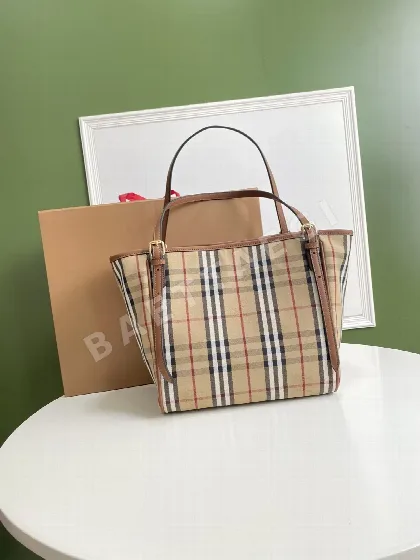 버버리 인비저블 호스 쇼핑백 가방 40293