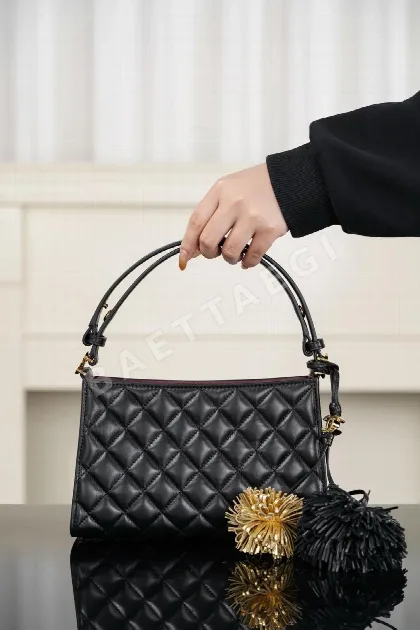 샤넬 초콜릿 언더암 가방 193644