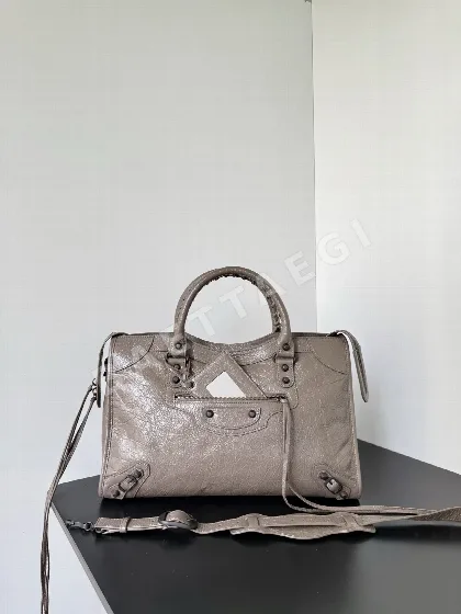 발렌시아가 가죽 숄더백 186600