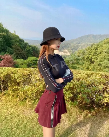 마크앤로나 여성 긴팔 골프 티셔츠 153900
