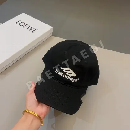 발렌시아가 데미지 가공 야구모자 77953