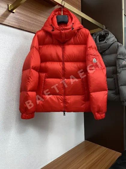 몽클레르 마얀 남성 다운 패딩 205536