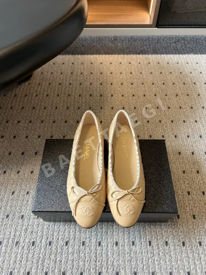 샤넬 발레리나 나비 매듭 장식 160822